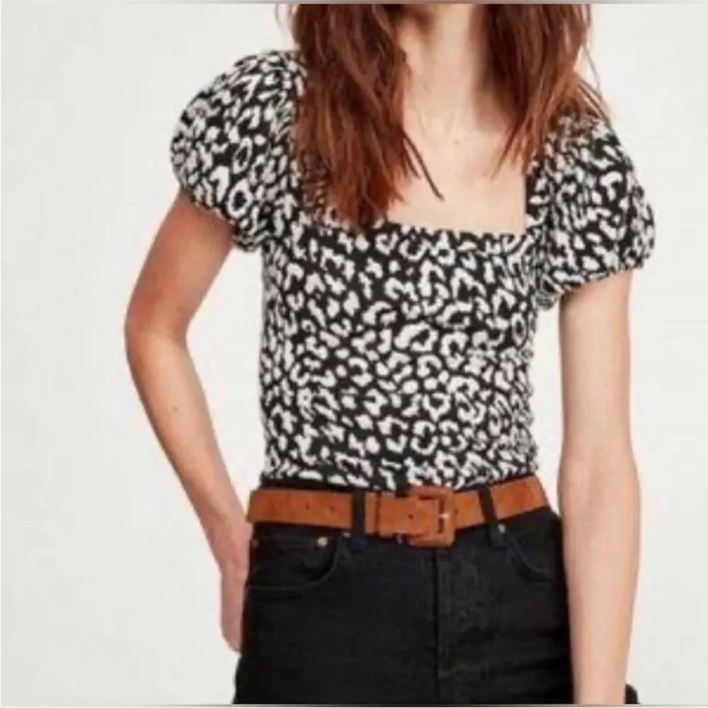 FREE PEOPLE | No Type Tee Black & White Animal Leopard Print Top Women’s Size S